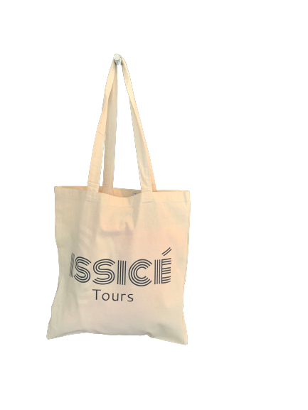 Tote bag